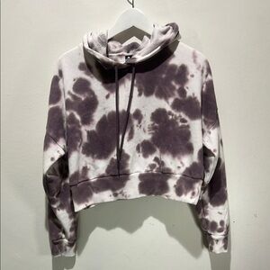 Velocity Cropped purple & white hoodie tie-dye sweatshirt sweater Size Medium